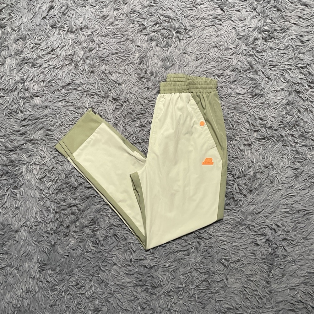 New Balance Lightweight Olive Green Jogger Men's Two-Tone Track Pants Size M